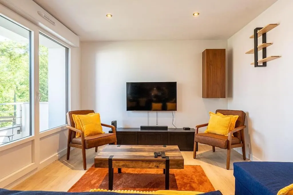 L'Oree Des Bois- Annecy Centre-3 Bedrooms-Parking France