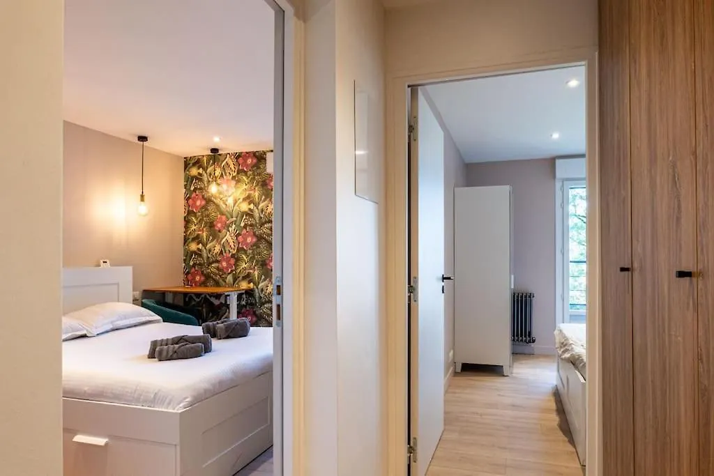 Apartment L'Oree Des Bois- Annecy Centre-3 Bedrooms-Parking