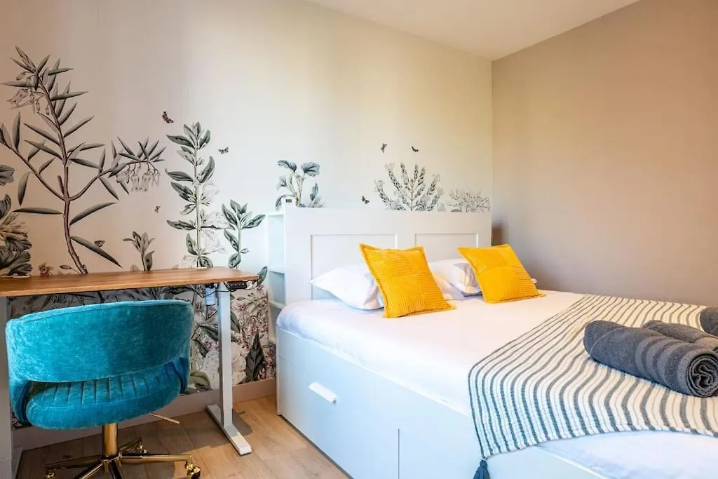 Apartment L'Oree Des Bois- Annecy Centre-3 Bedrooms-Parking France