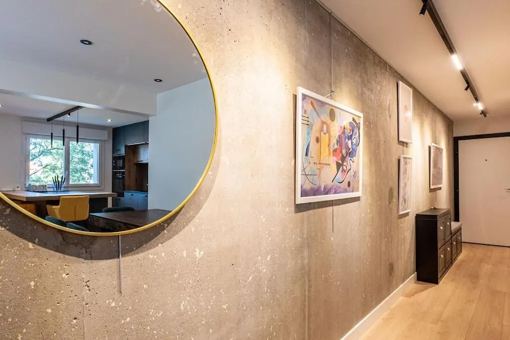 Apartment L'Oree Des Bois- Annecy Centre-3 Bedrooms-Parking